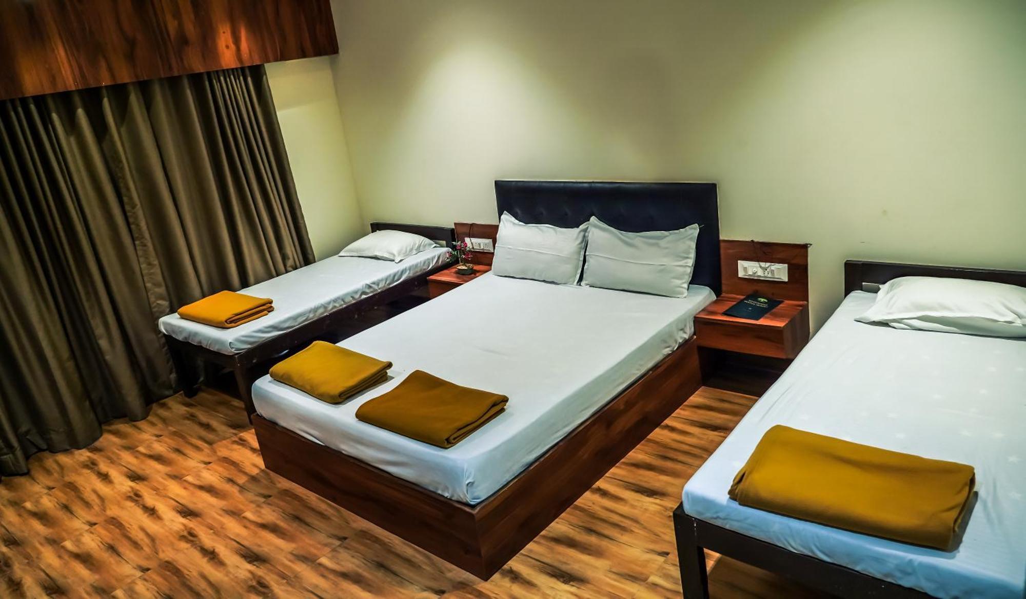 Whispering Peepul Resort Badlapur Buitenkant foto