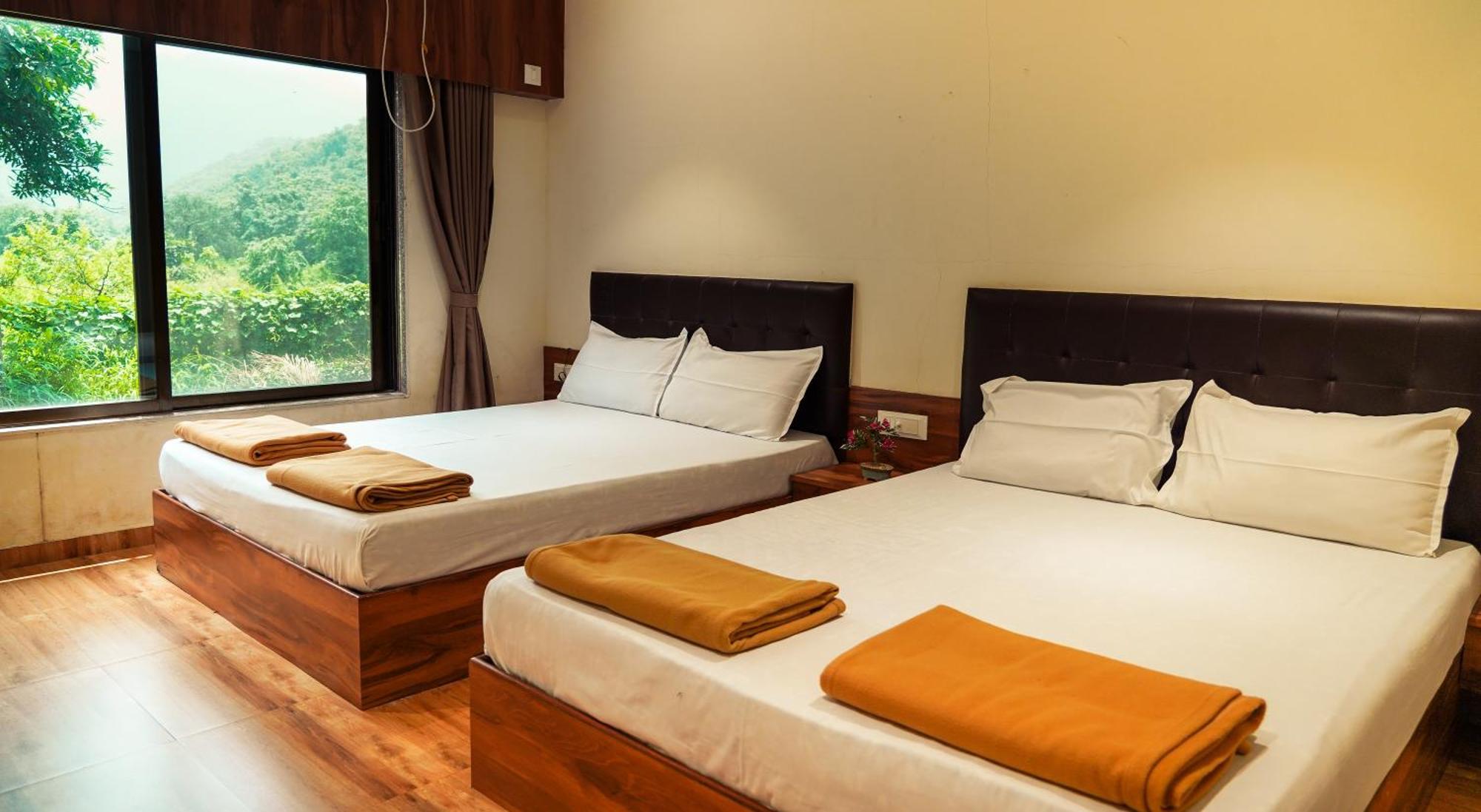 Whispering Peepul Resort Badlapur Buitenkant foto