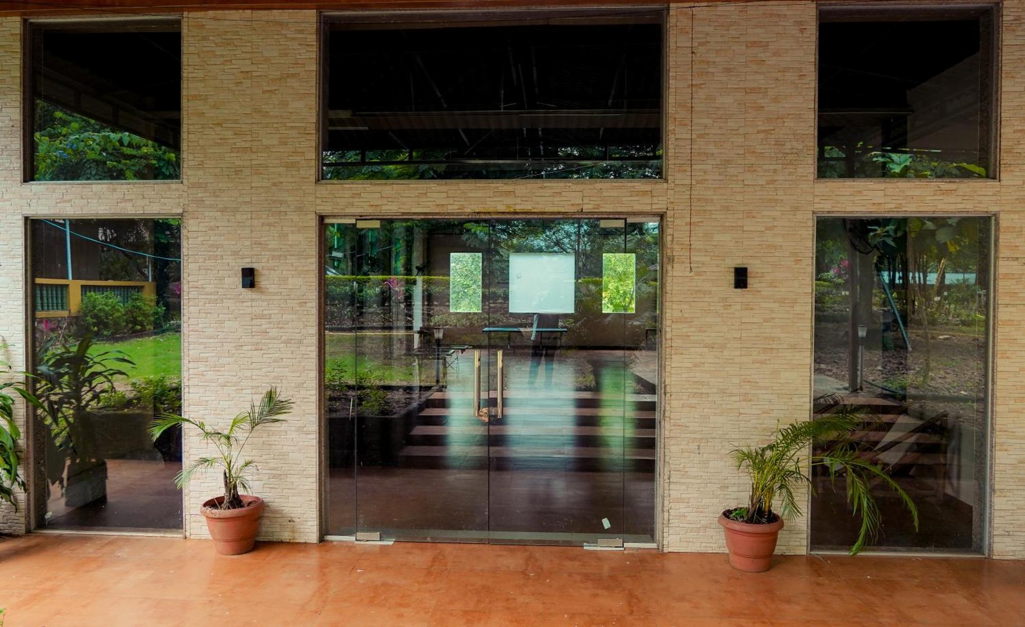 Whispering Peepul Resort Badlapur Buitenkant foto